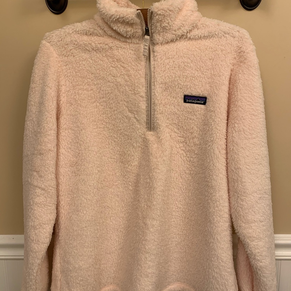 Light pink fluffy Patagonia crew neck